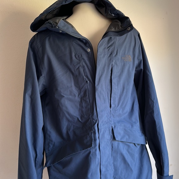 The North Face jacket Men’s Medium NWT $298 - Picture 5 of 6